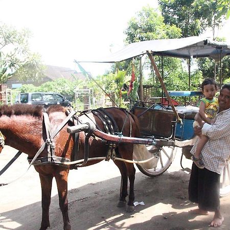 Omah Garengpoeng Guest House Magelang Kültér fotó