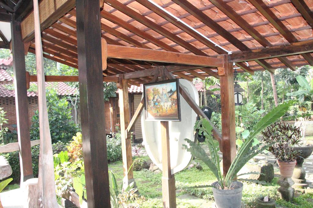 Omah Garengpoeng Guest House Magelang Kültér fotó